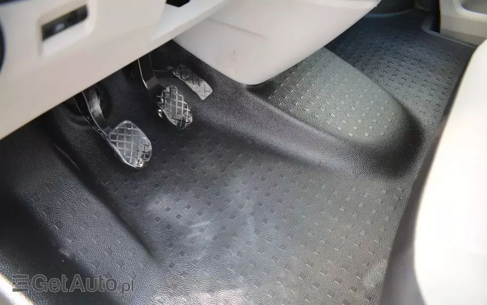 VOLKSWAGEN TRANSPORTER T6 DOKA 