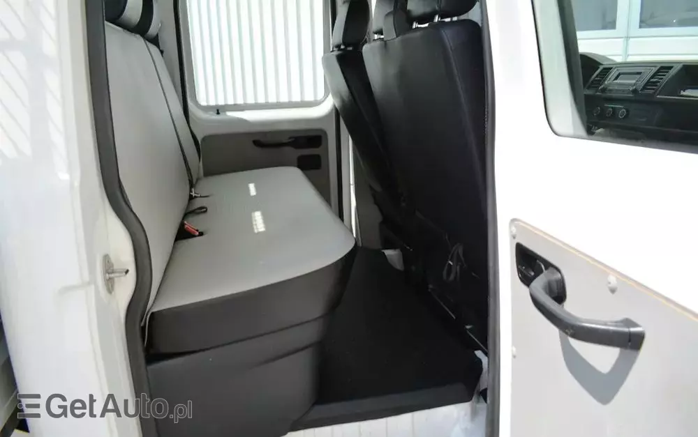 VOLKSWAGEN TRANSPORTER T6 DOKA 