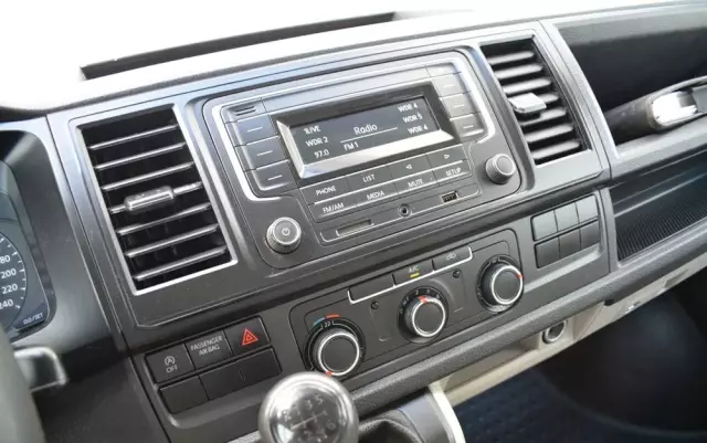 VOLKSWAGEN TRANSPORTER T6 DOKA 