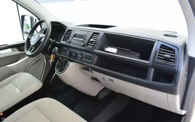 VOLKSWAGEN TRANSPORTER T6 DOKA 