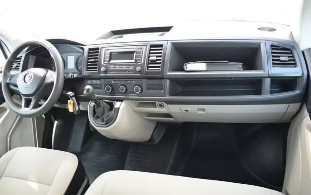 VOLKSWAGEN TRANSPORTER T6 DOKA 