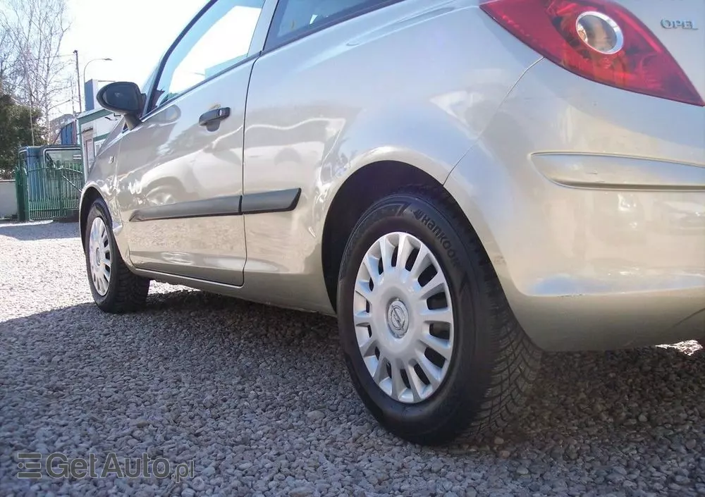 OPEL Corsa 