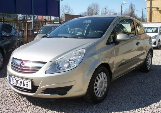 OPEL Corsa 