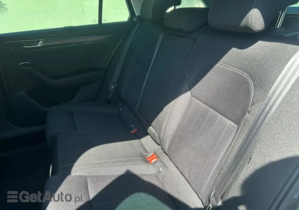 SKODA Superb 2.0 TSI DSG Style