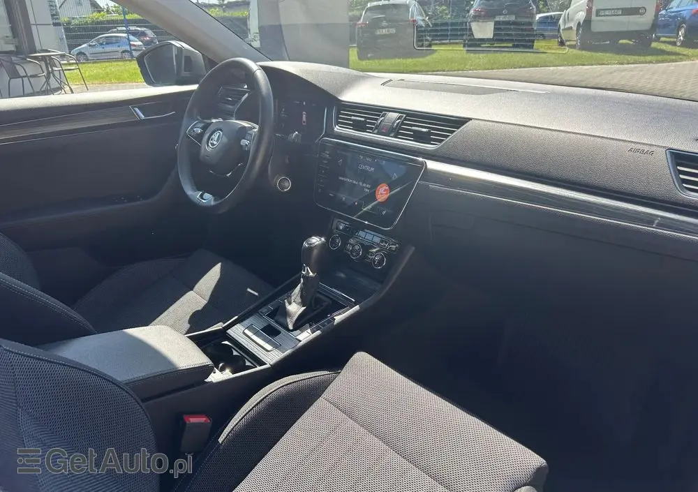 SKODA Superb 2.0 TSI DSG Style