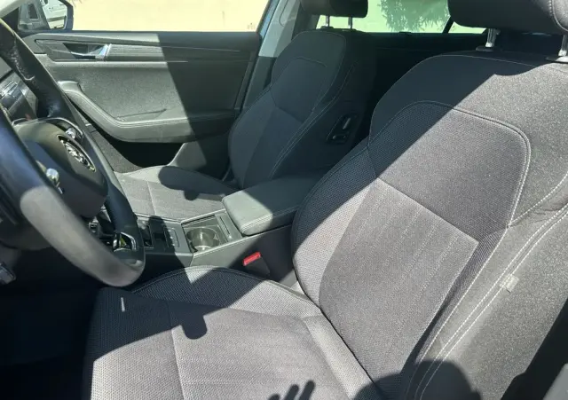 SKODA Superb 2.0 TSI DSG Style