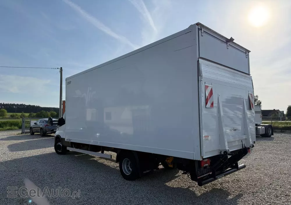 IVECO Daily 72-180/Automat Hi-Matic/Aktywny tempomat/Full LED/kontener 15 epalet/winda 1000kg/poduszki fabryczne/kamera cofania 