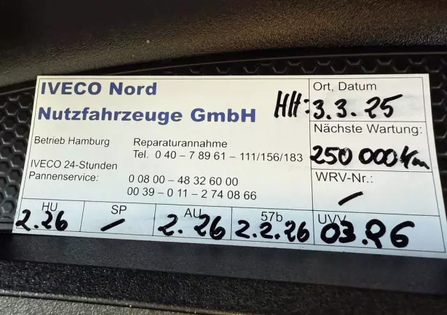 IVECO Daily 72-180/Automat Hi-Matic/Aktywny tempomat/Full LED/kontener 15 epalet/winda 1000kg/poduszki fabryczne/kamera cofania 