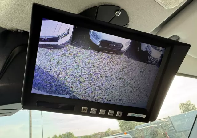 IVECO Daily 72-180/Automat Hi-Matic/Aktywny tempomat/Full LED/kontener 15 epalet/winda 1000kg/poduszki fabryczne/kamera cofania 