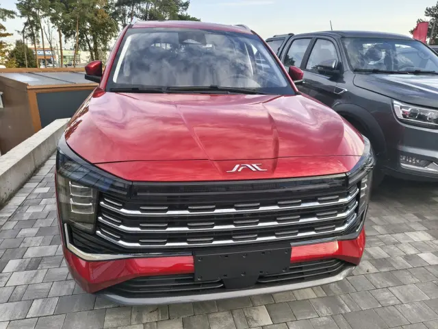 JAC JS8 PRO 1.5T 175KM AT 
