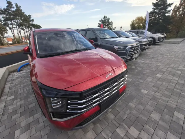 JAC JS8 PRO 1.5T 175KM AT 