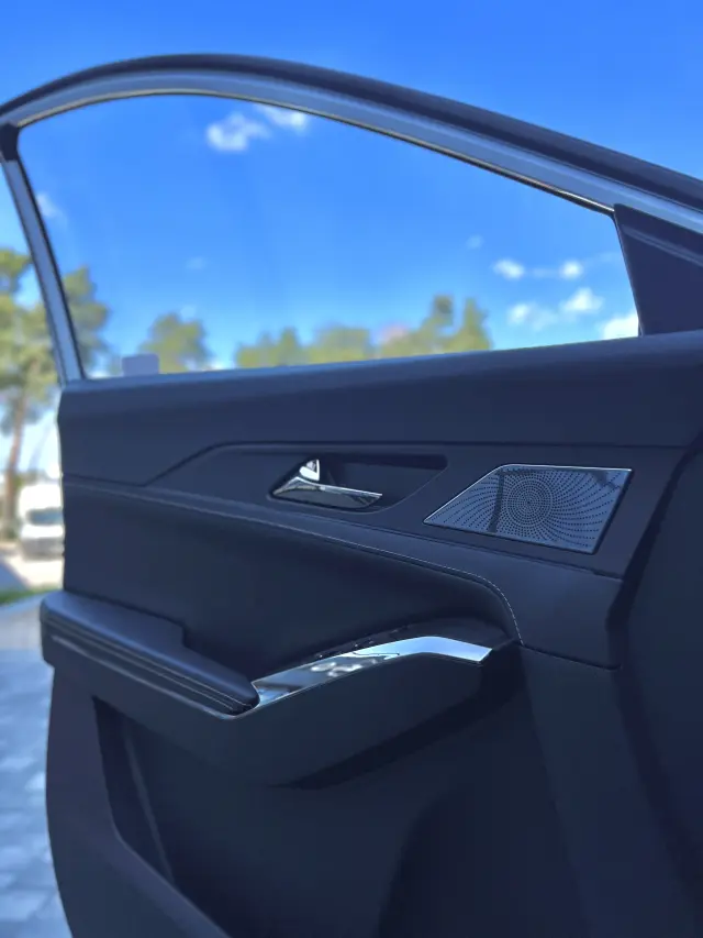 JAC JS8 PRO 1.5T 175KM AT 