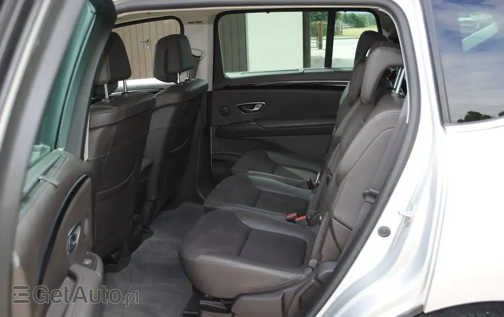 RENAULT Espace 1.6 dCi Energy Initiale Paris EDC 7os