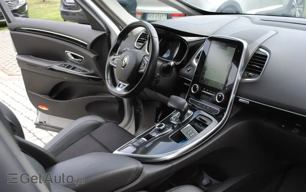 RENAULT Espace 1.6 dCi Energy Initiale Paris EDC 7os