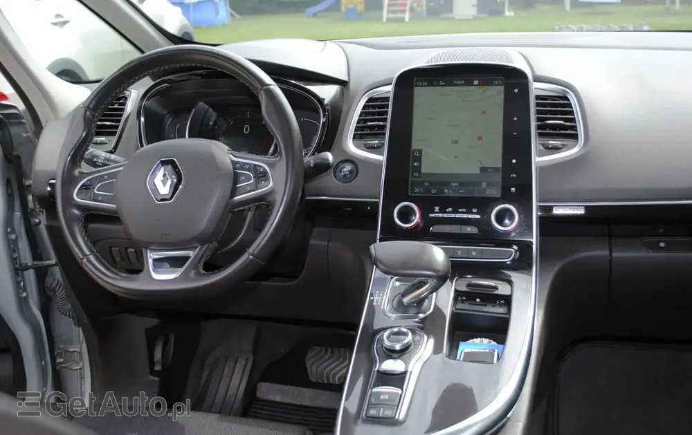 RENAULT Espace 1.6 dCi Energy Initiale Paris EDC 7os