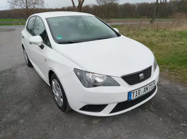 SEAT Ibiza Entry