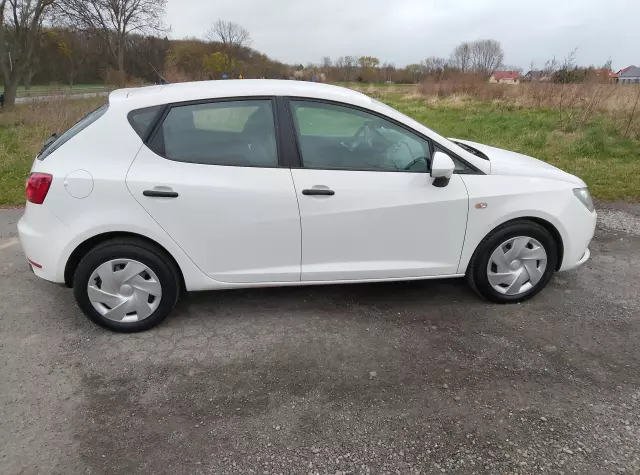 SEAT Ibiza Entry