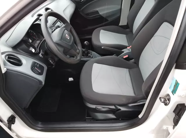 SEAT Ibiza Entry