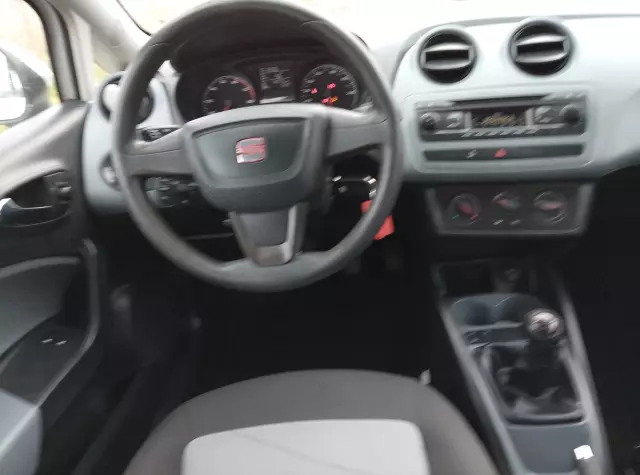 SEAT Ibiza Entry