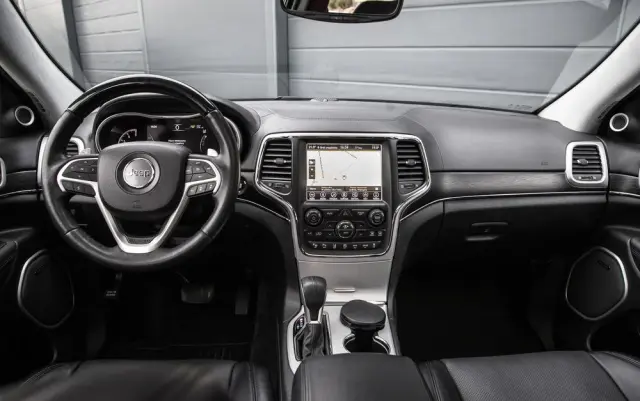 JEEP Grand Cherokee 3.0 CRD Summit