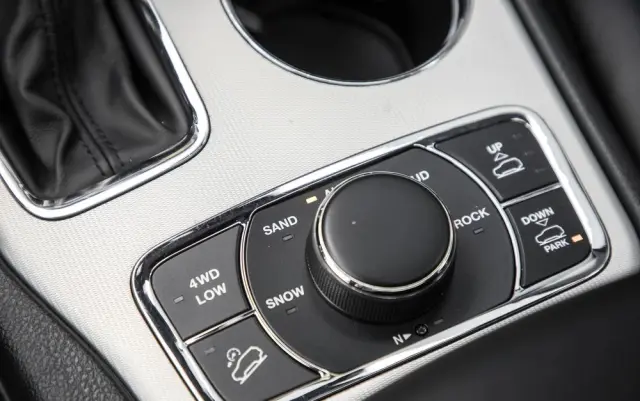 JEEP Grand Cherokee 3.0 CRD Summit