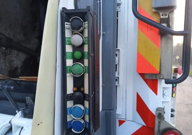 RENAULT Renault Śmieciarka Renault D WIDE / Euro 6 / SEMAT 