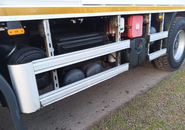 RENAULT Renault Śmieciarka Renault D WIDE / Euro 6 / SEMAT 