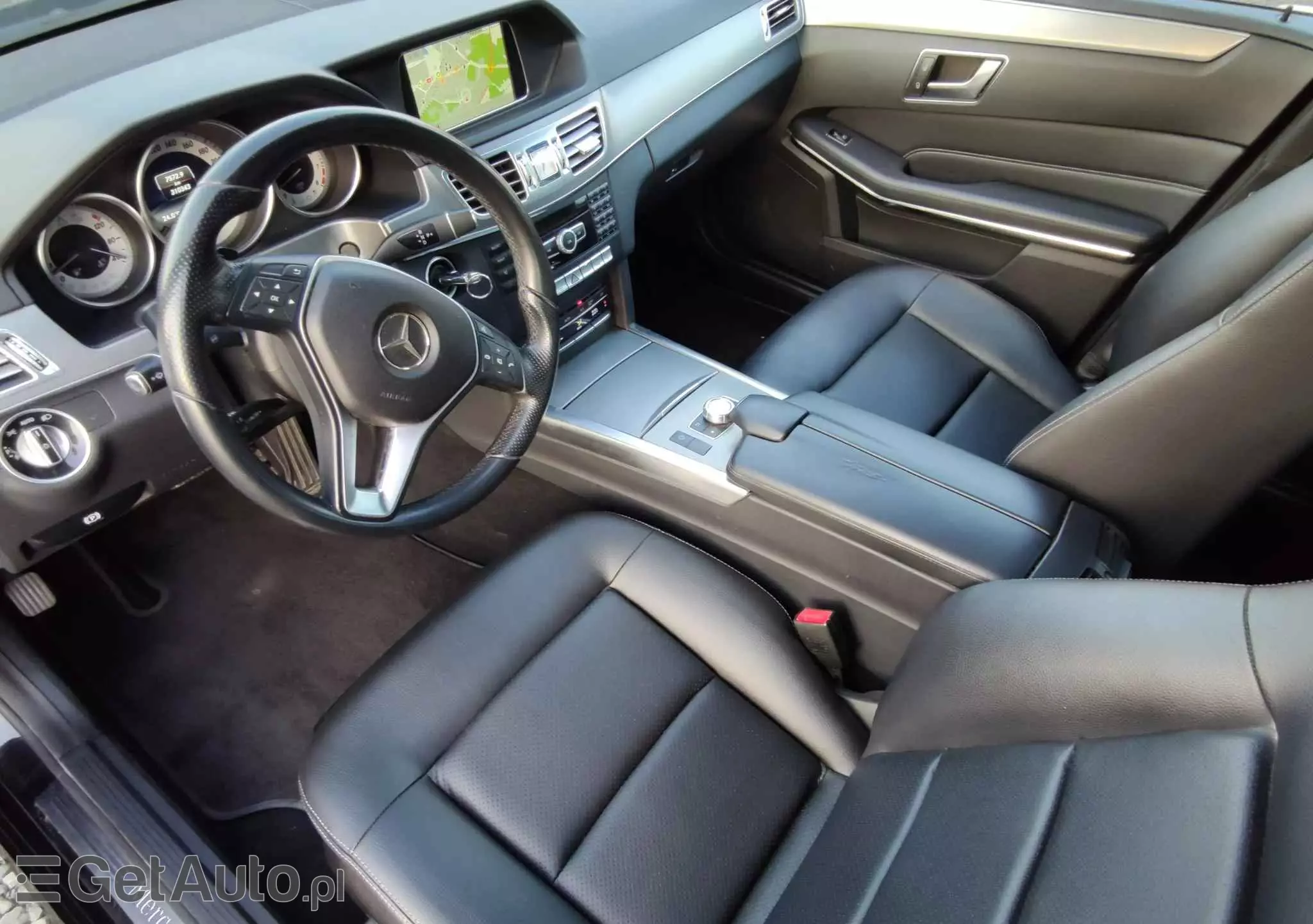 MERCEDES-BENZ Klasa E 250 Elegance