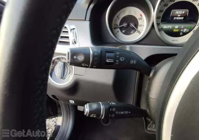 MERCEDES-BENZ Klasa E 250 Elegance