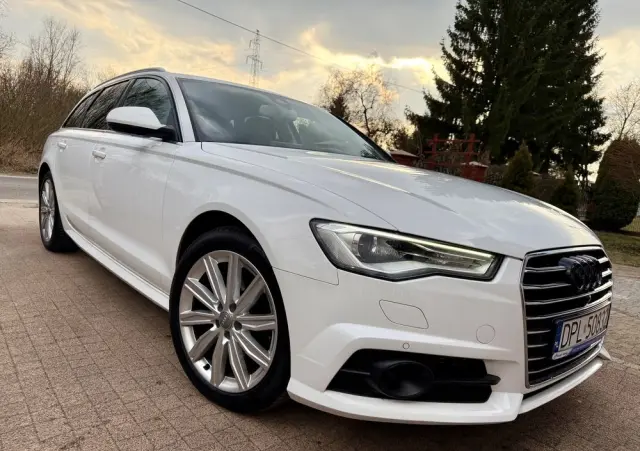 AUDI A6 Avant 2.0 TDI ultra S tronic