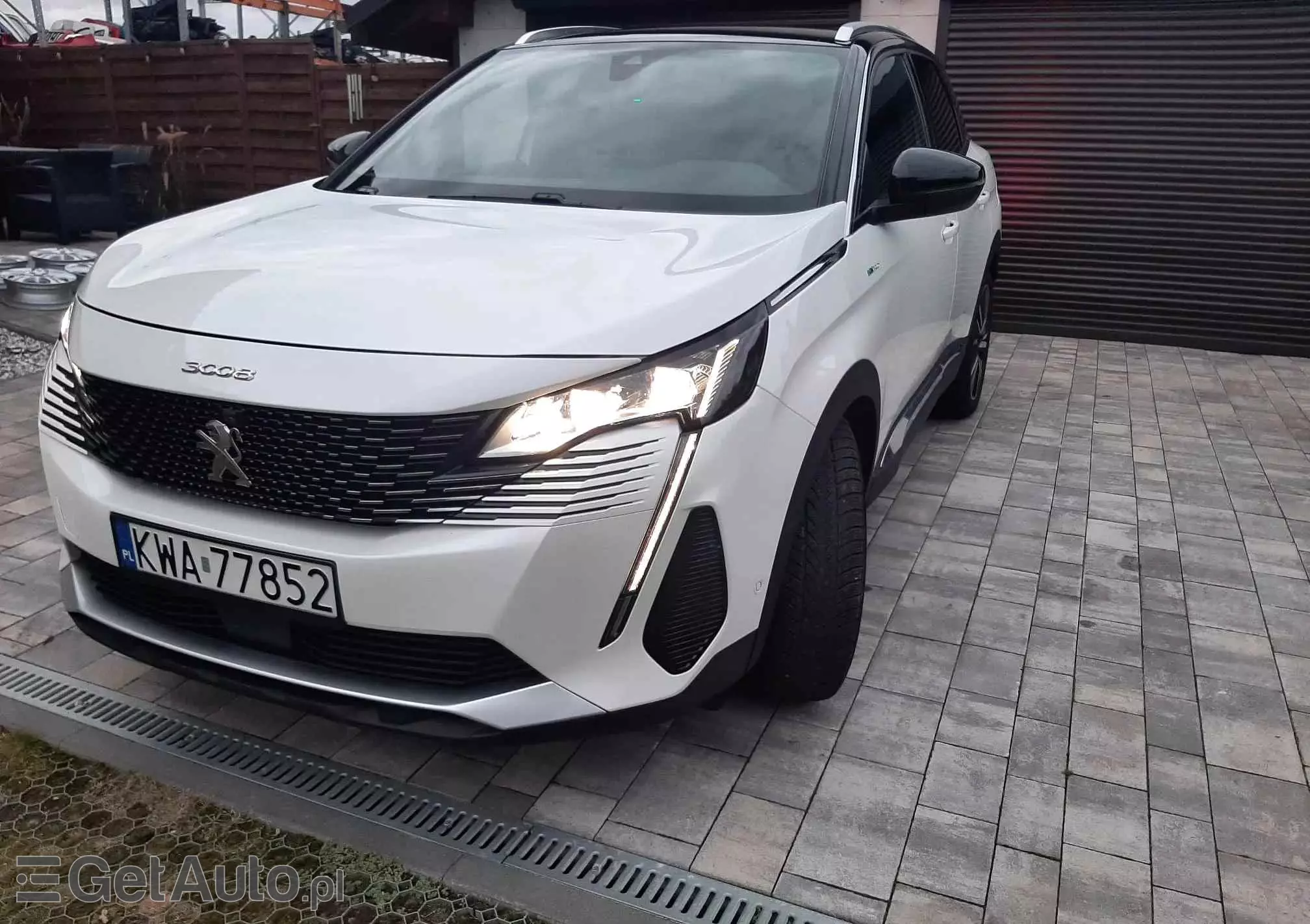 PEUGEOT 3008 1.6 PureTech Hybrid PHEV GT S&S EAT8
