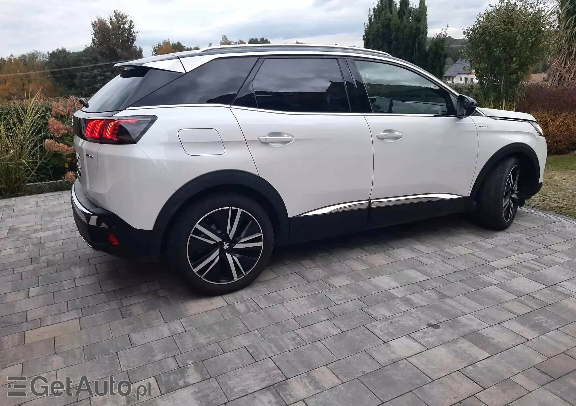 PEUGEOT 3008 1.6 PureTech Hybrid PHEV GT S&S EAT8