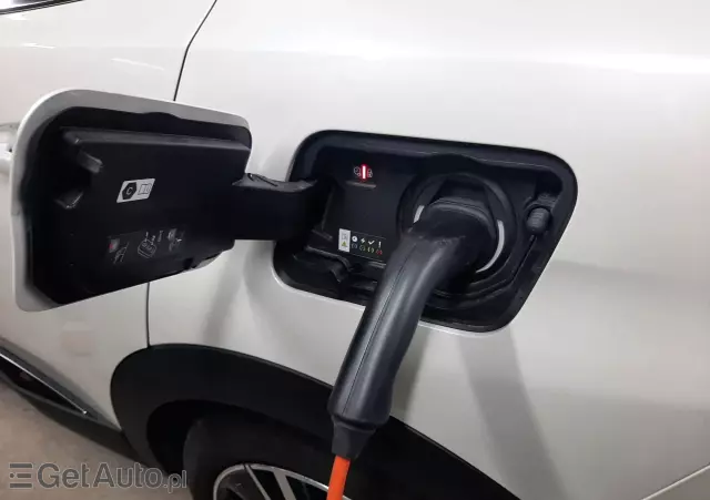 PEUGEOT 3008 1.6 PureTech Hybrid PHEV GT S&S EAT8