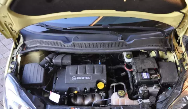 OPEL Adam 1.4 (87 KM)