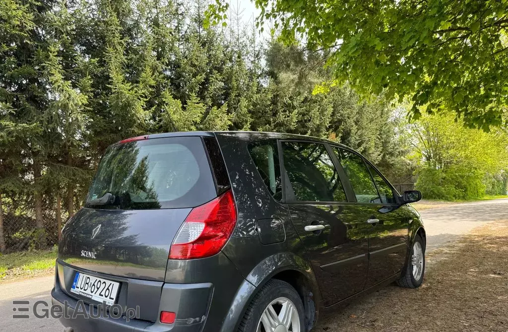 RENAULT Scenic 