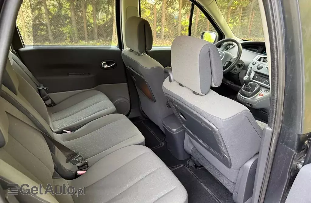 RENAULT Scenic 