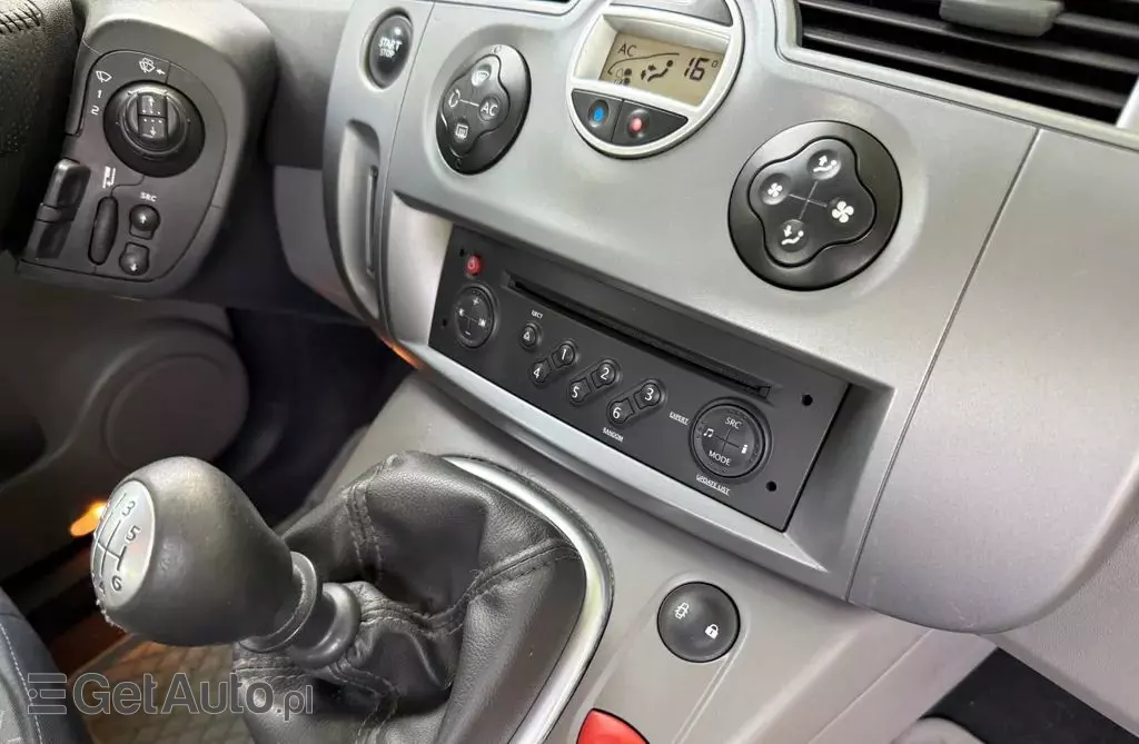 RENAULT Scenic 
