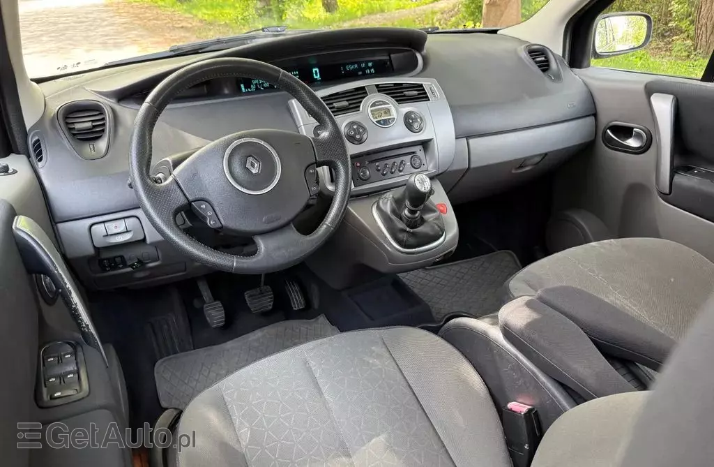 RENAULT Scenic 