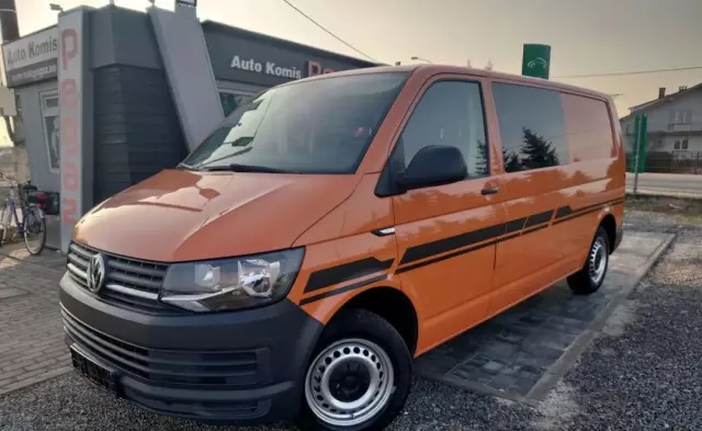VOLKSWAGEN Transporter 