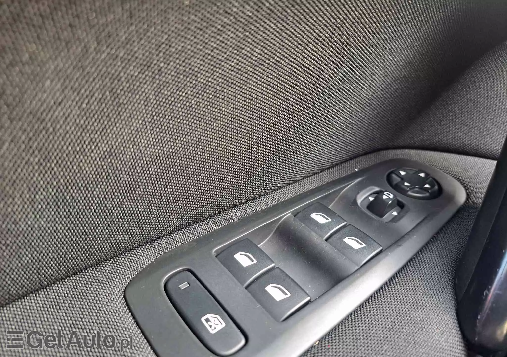 PEUGEOT 308 SW BlueHDi 120 Stop & Start Niveau 2 Business-Line