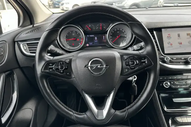 OPEL Astra Sport S&S