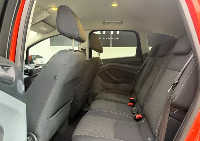 FORD C-MAX 1.6 Ti-VCT Titanium