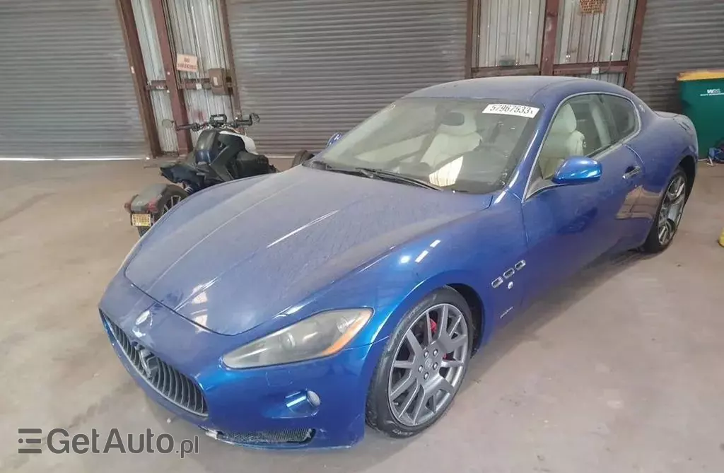MASERATI GranTurismo 