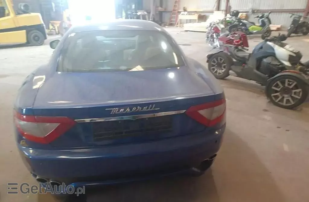 MASERATI GranTurismo 