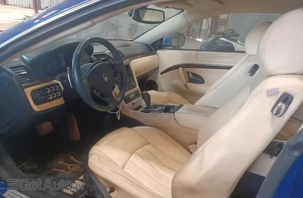 MASERATI GranTurismo 