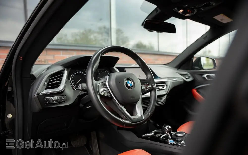 BMW Seria 2 230i M Sport sport