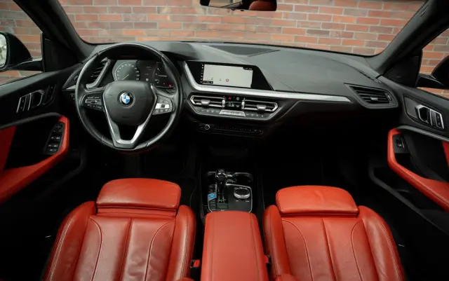 BMW Seria 2 230i M Sport sport