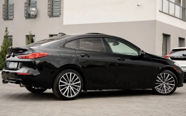 BMW Seria 2 230i M Sport sport
