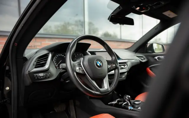 BMW Seria 2 230i M Sport sport