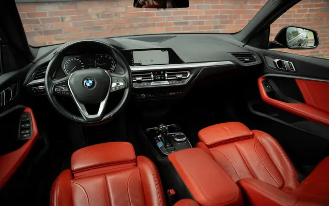 BMW Seria 2 230i M Sport sport